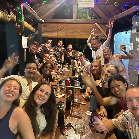 The Tipsy Gypsy Hostel Canggu  Luaran gambar