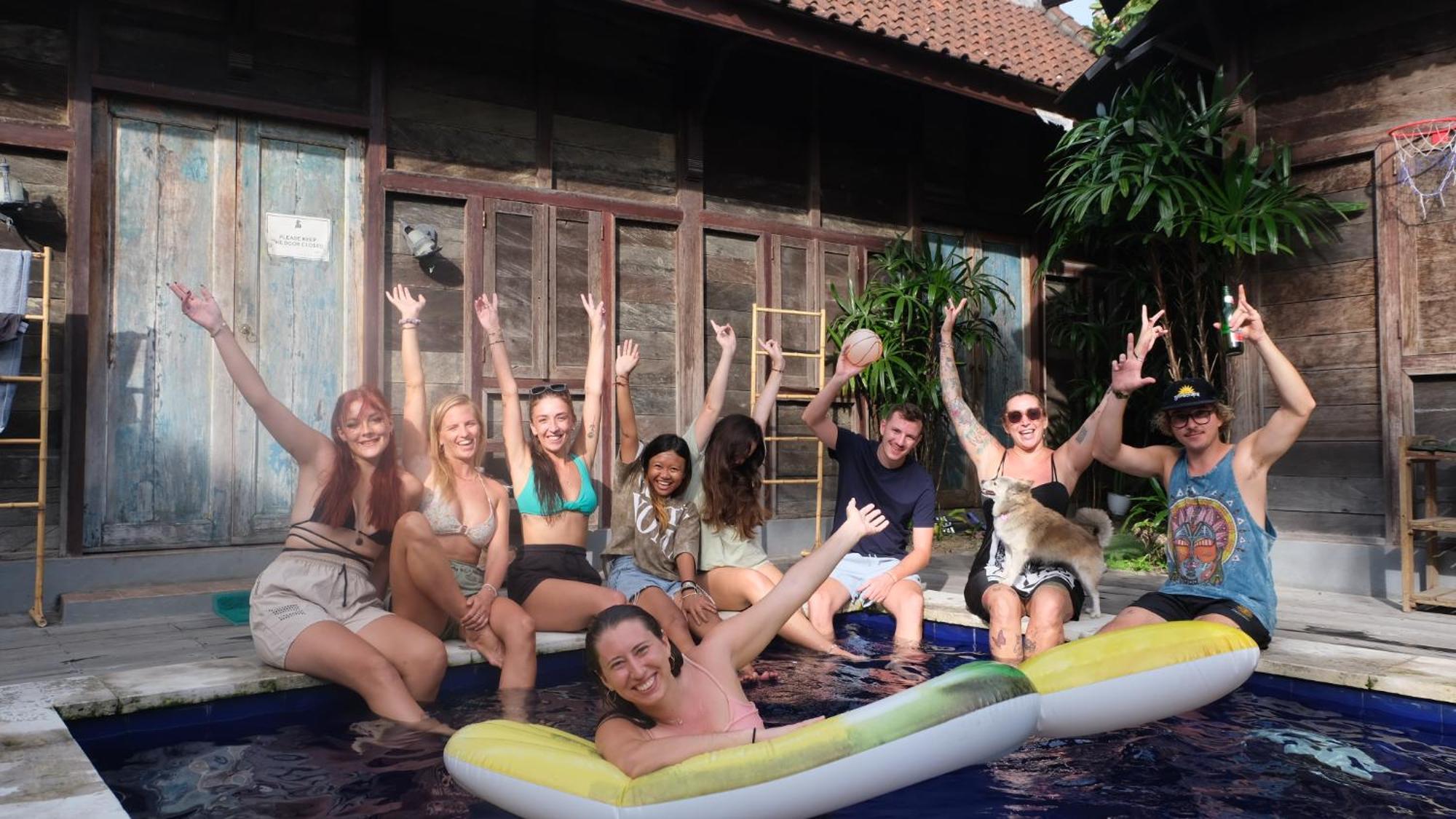 The Tipsy Gypsy Hostel Canggu  Luaran gambar